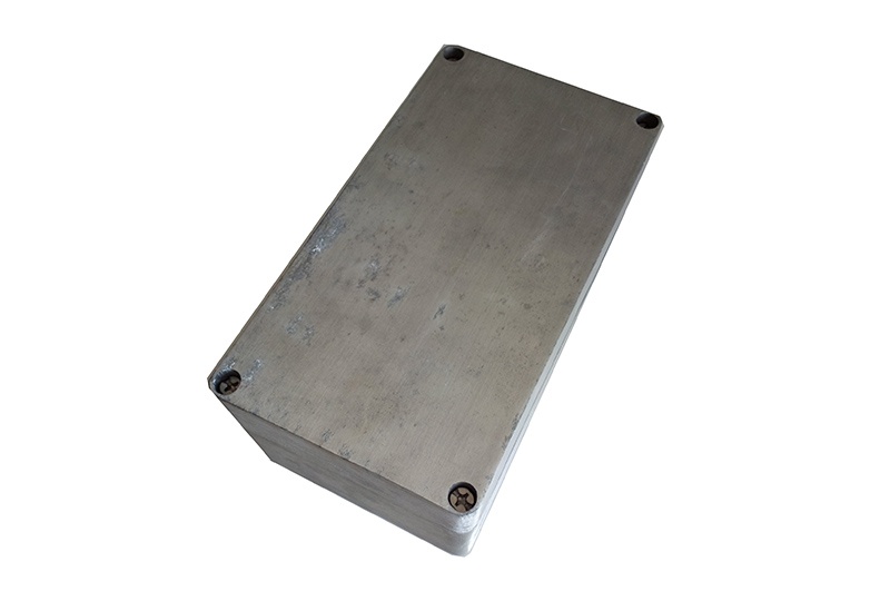 aluminum box