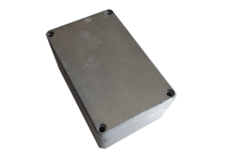 aluminum box
