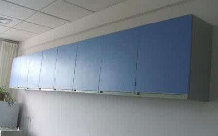 Hanging cabinet